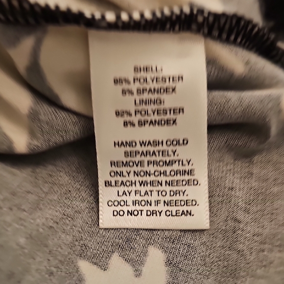 White House Black Market Floral Metallic Hardware Straps Sleeveless Medium - Picture 9 of 10